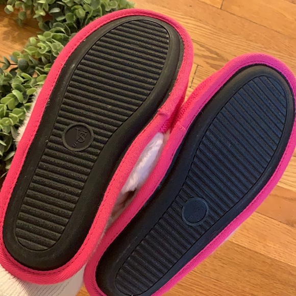 Victoria Secret | Pink & White Faux Fur Slippers - Picture 7 of 7